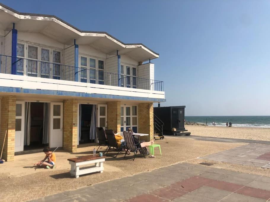 Spacious 5 Large Bedroom Victorian House - Beach 2 Miles Poole Exterior photo